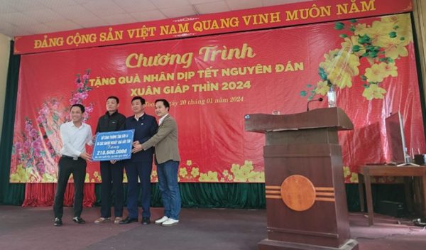 goldwind-vietnam-sent-gifts-to-local-people-in-pi-toong-commune-for-the-lunar-new-year-2024